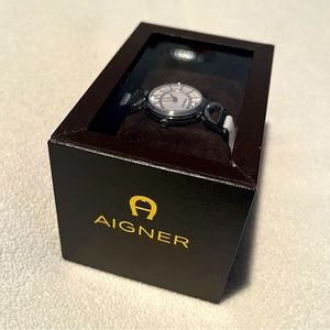BNIB Etienne Aigner Watch and Accessories